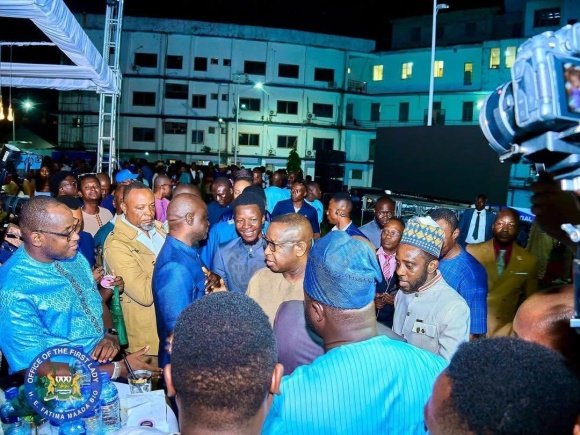 President Bio interacting with journalists at the Annual Presidential Media Cocktail at State House